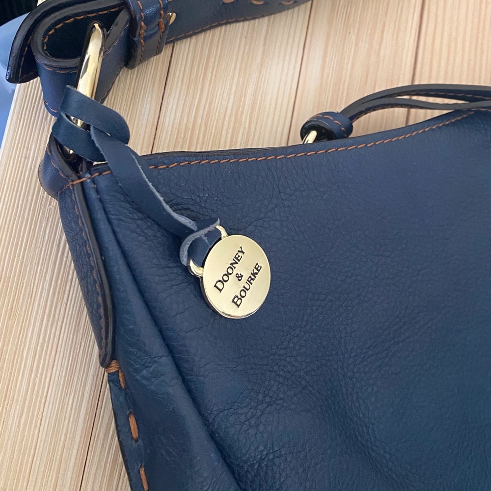 Dooney & Bourke handbag